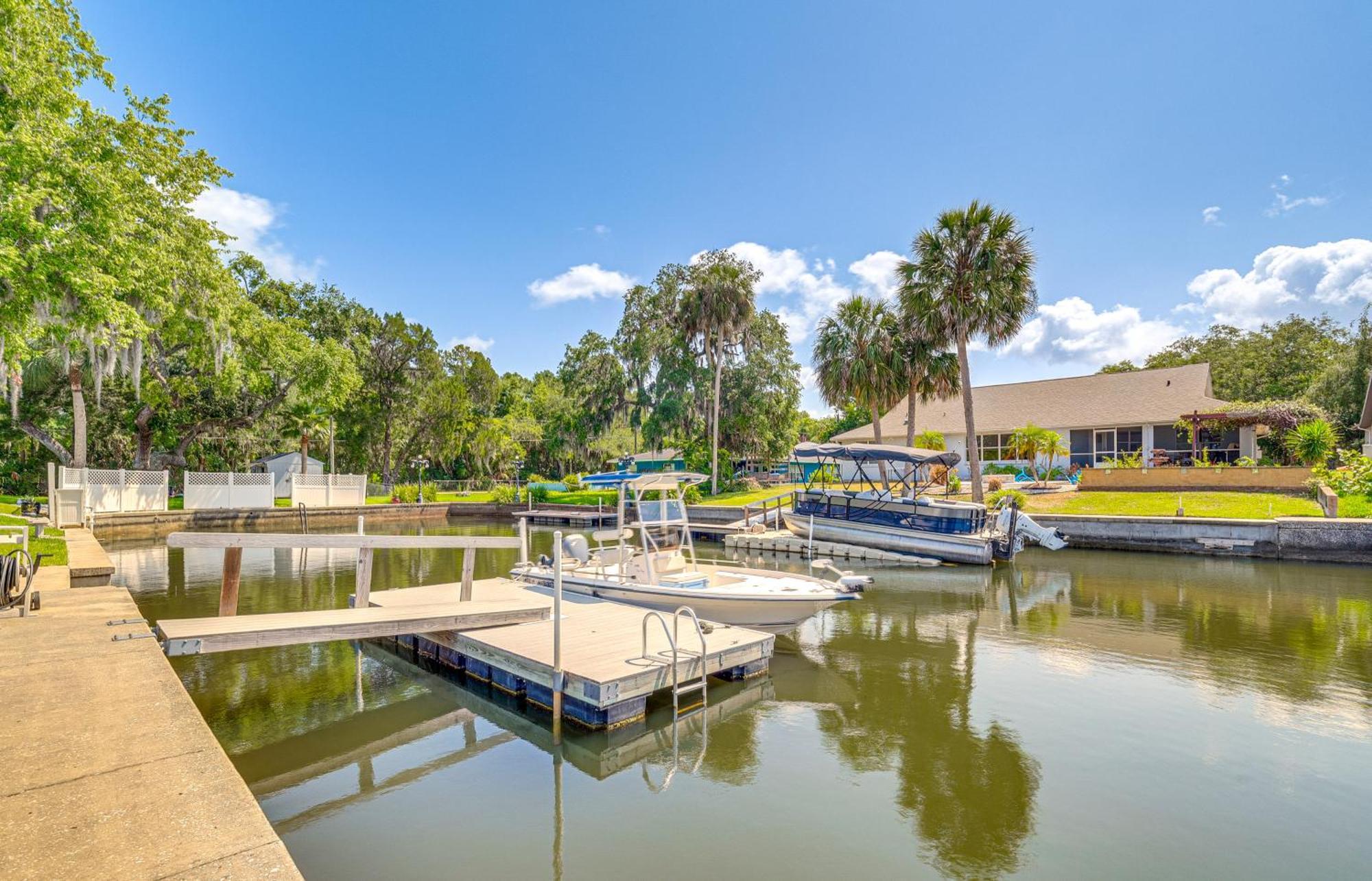 Crystal River Getaway With Dock, Kayaks And Bicycles! Exteriör bild